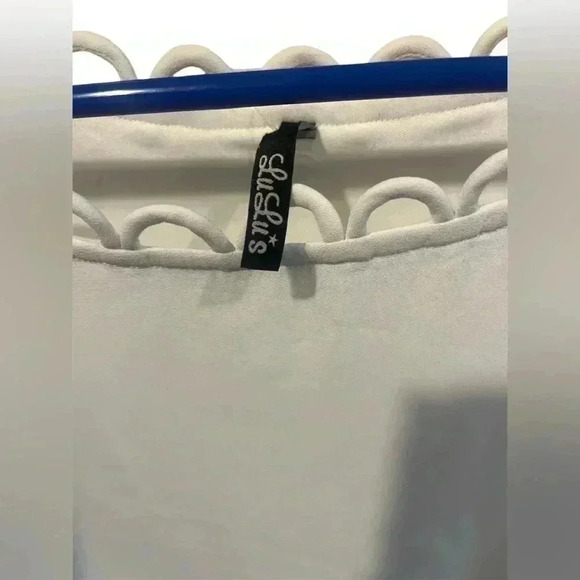 LULU’S ivory/white shift dress in size Small. - Picture 8 of 13